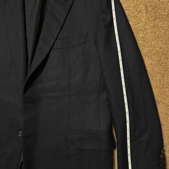 Brioni Exclusive Beautiful and Subtle - Picture 6 of 7